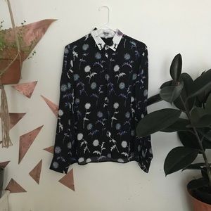 Floral-ish long sleeve button down